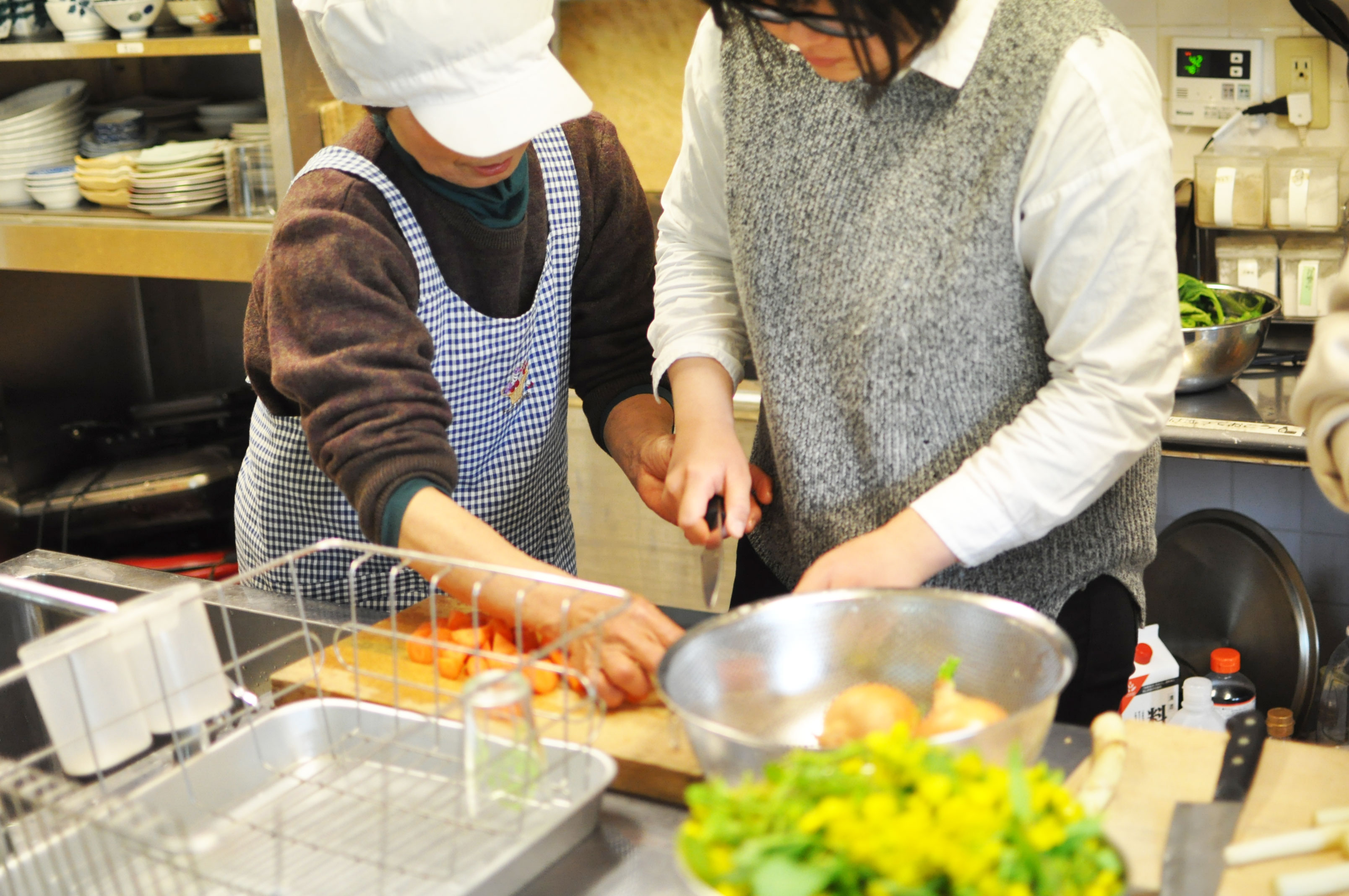 若者支援シェアハウス「人おこし」|料理教室