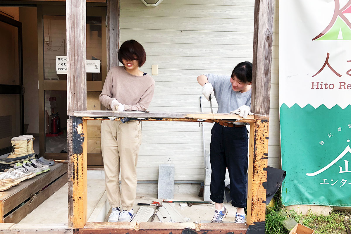 若者支援シェアハウス「人おこし」|大工仕事